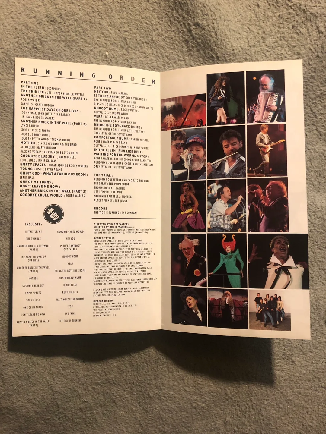 Roger Waters The Wall Live in Berlin VHS & Book image indicator(8)