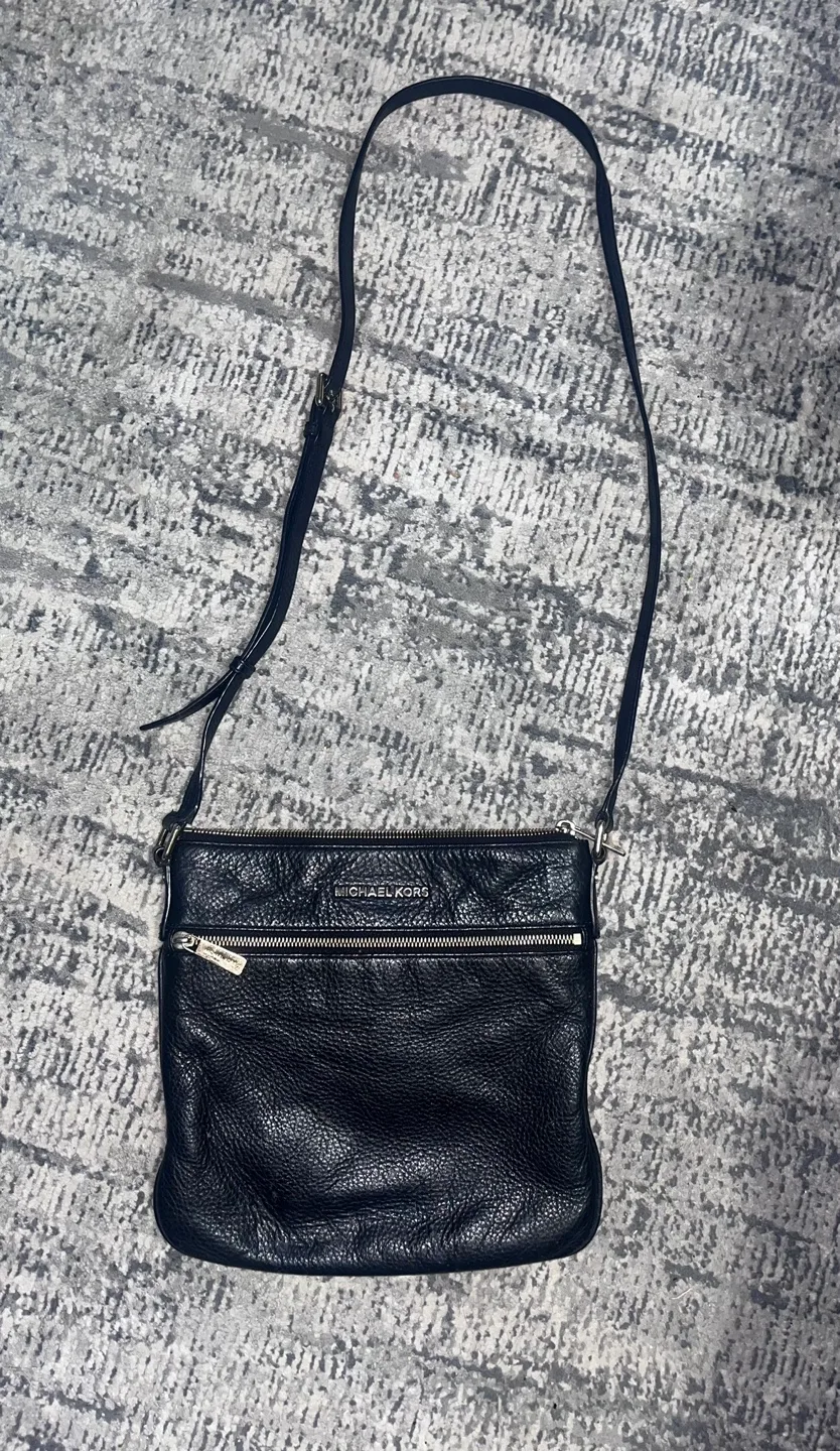 Michael Kors Black Leather Crossbody Bag image indicator(3)