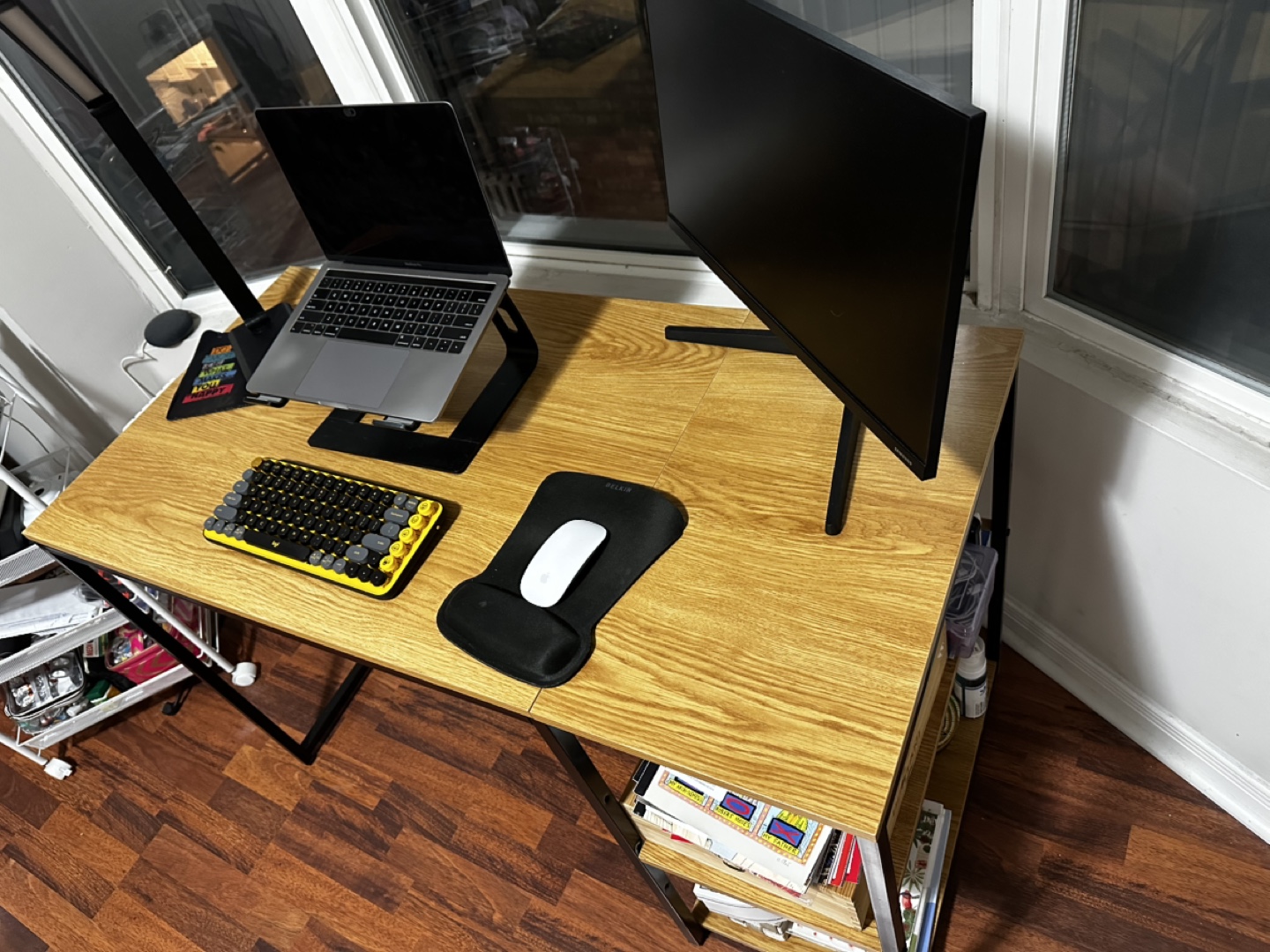Modern Computer Desk with Storage Shelves - photo 2