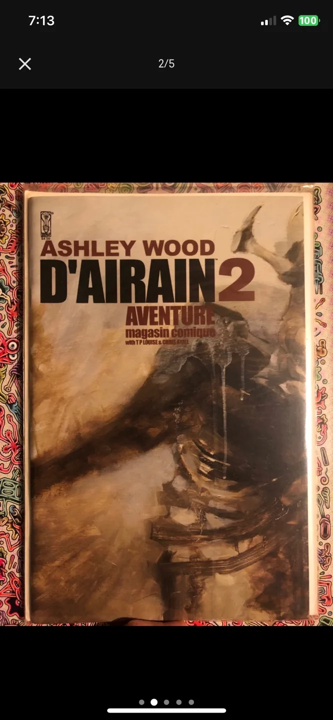 Zombies Vs Robots - 5 Ashley Wood comics image indicator(2)