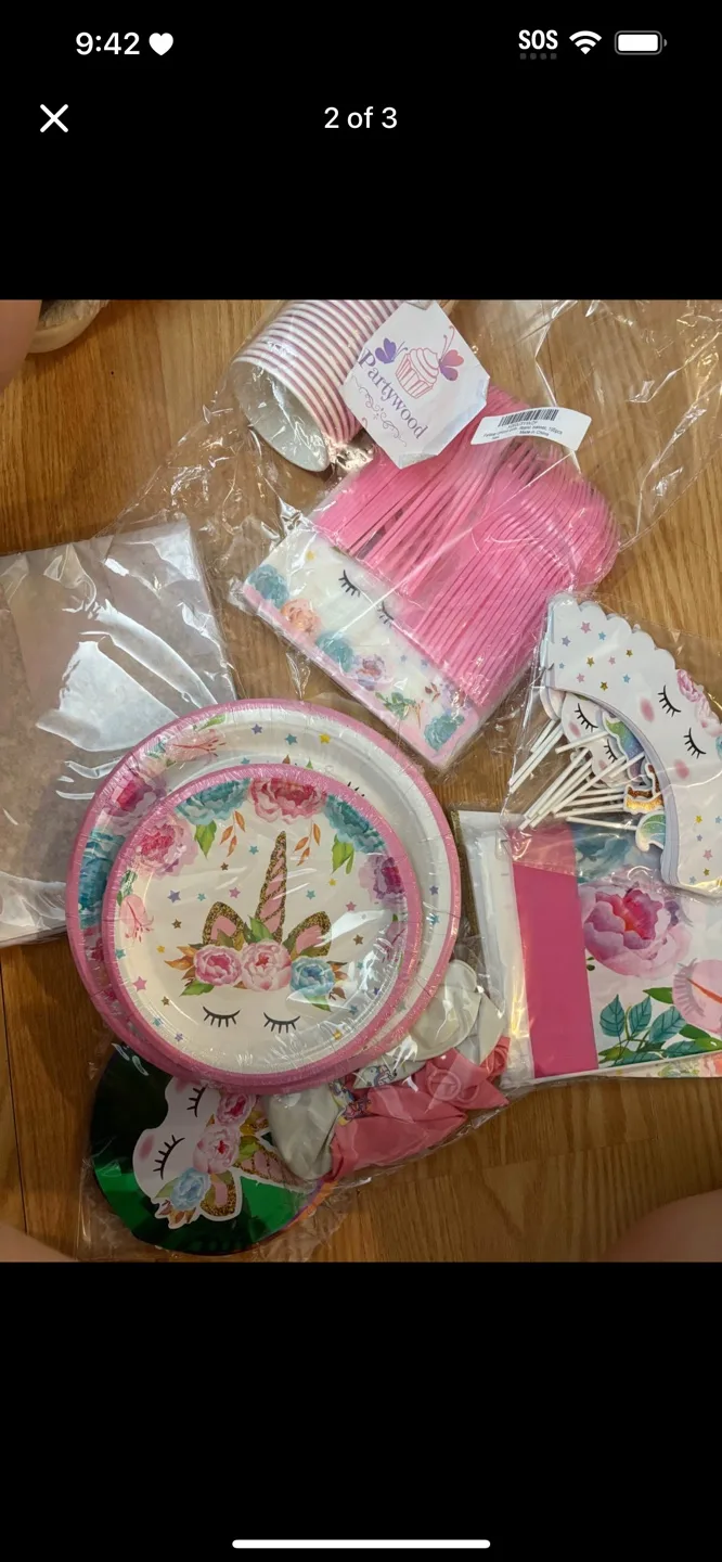 Unicorn Party Supplies Kit #ThriftyPicks image indicator(2)