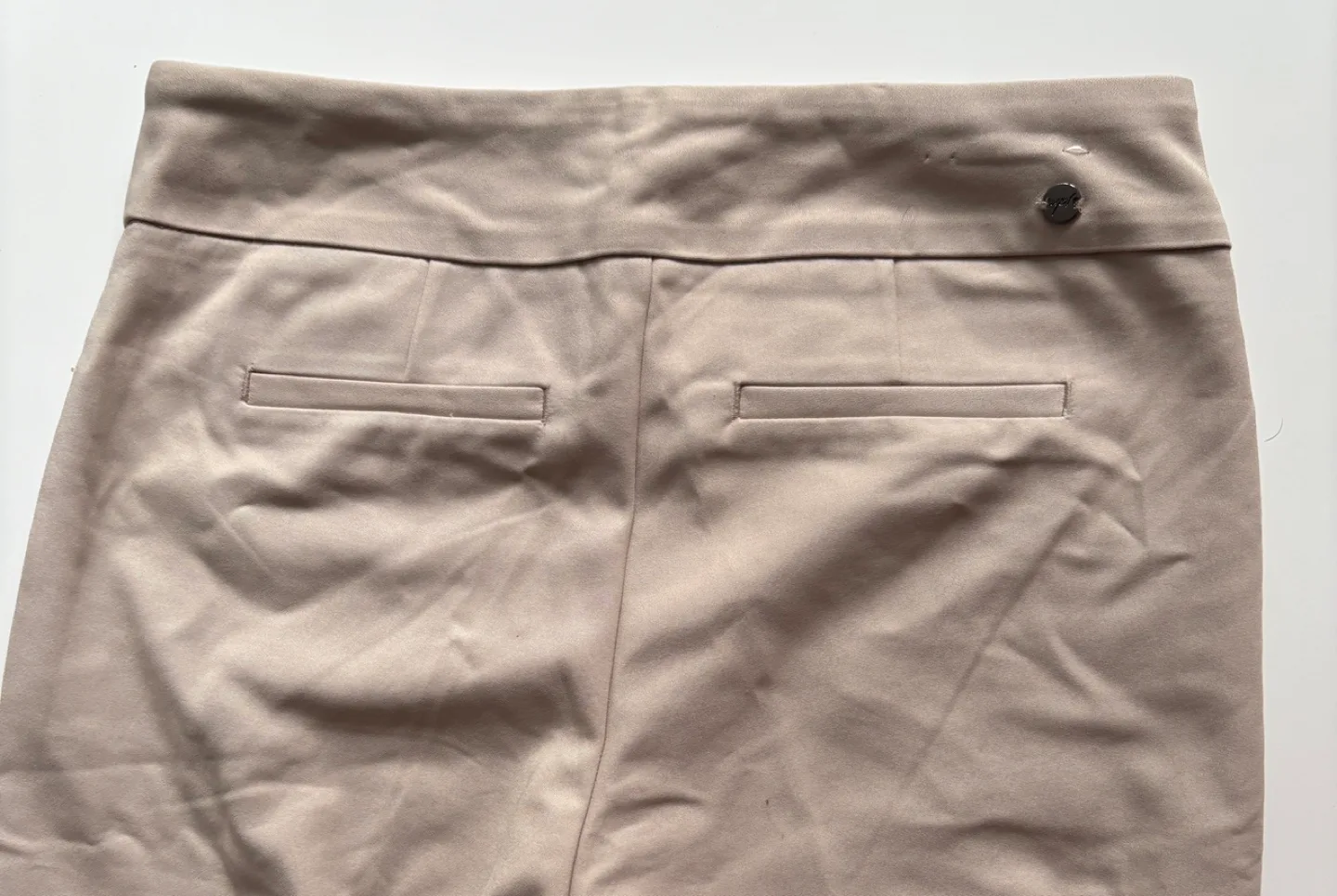 Women's Beige Ankle Pants Size 4 image indicator(3)