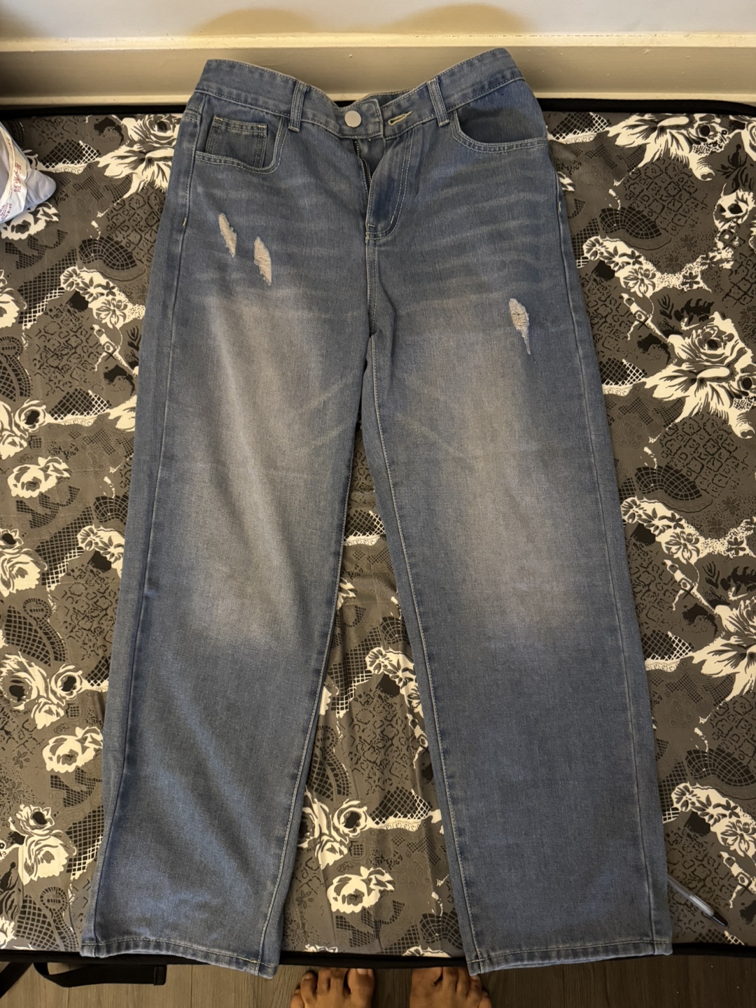Light Wash Distressed Straight Leg Jeans