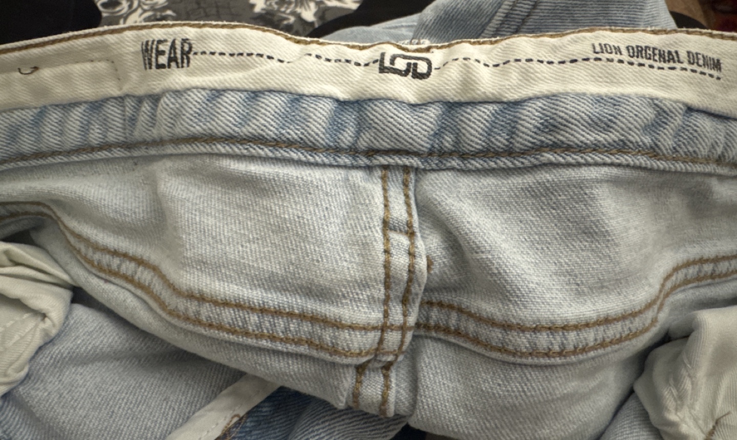 LOD Men's Light Wash Jeans - photo 4