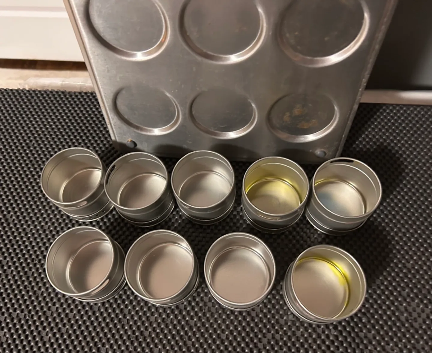 Stainless Steel Magnetic Spice Rack with 12 Jars image indicator(4)