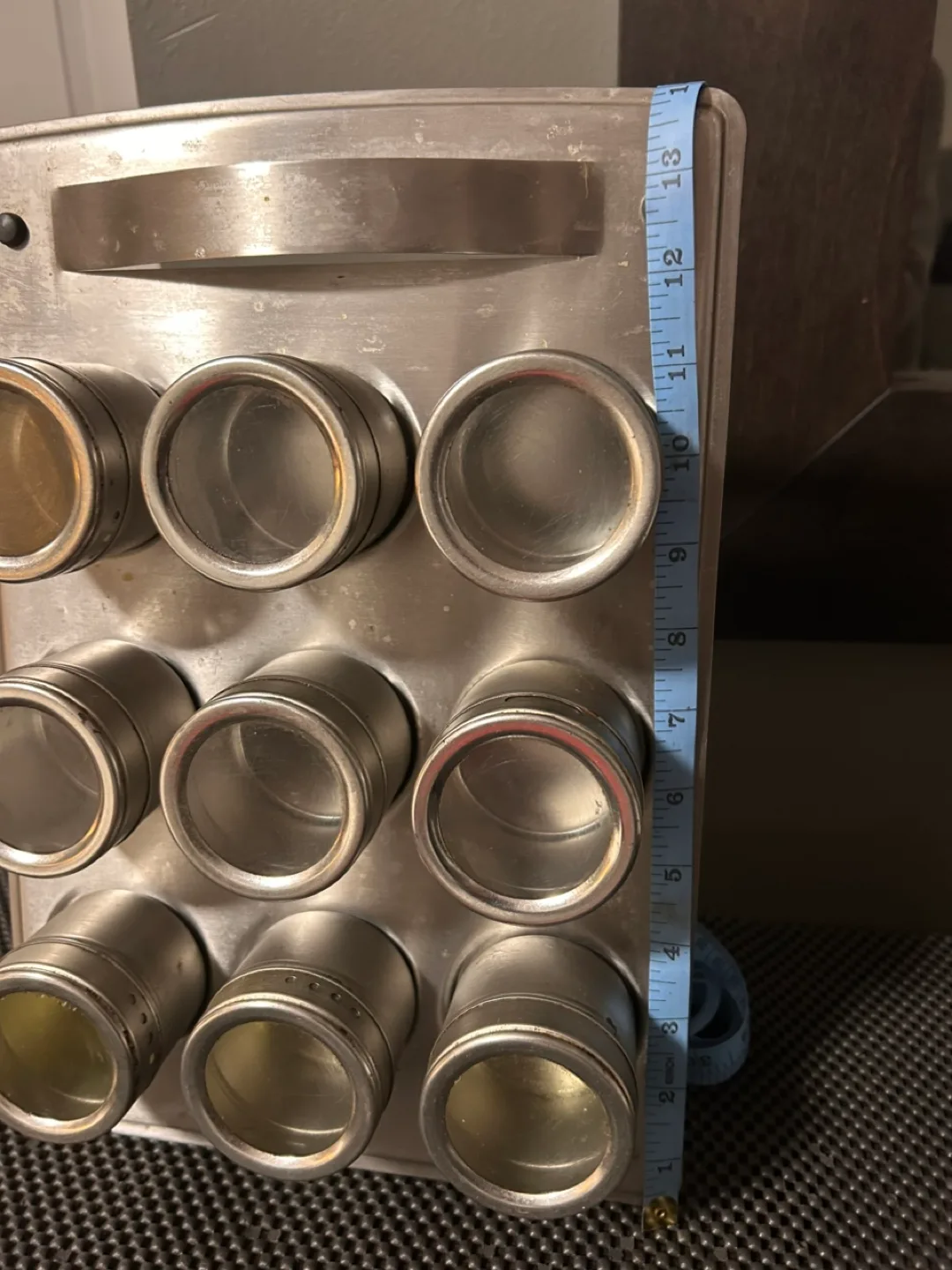Stainless Steel Magnetic Spice Rack with 12 Jars image indicator(7)