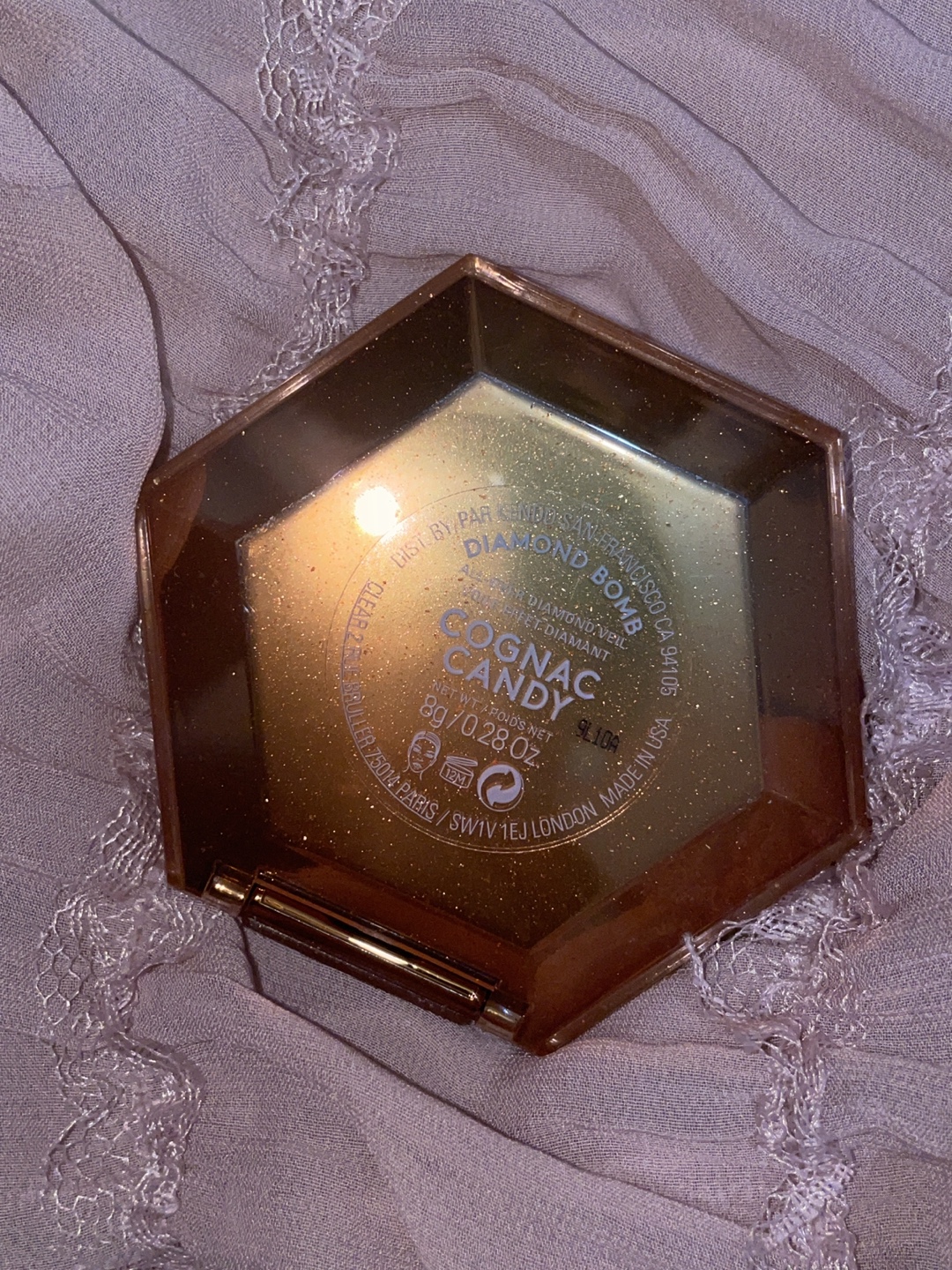 Fenty Beauty Diamond Bomb All-Over Diamond Veil - Cognac Candy - photo 4