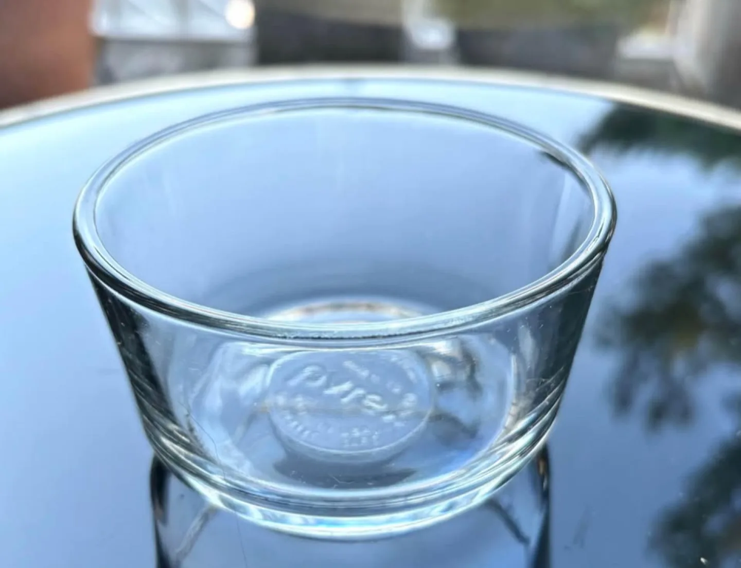 Pyrex Clear Glass Food Container, 1 Cup, 3” round, Like New image indicator(3)