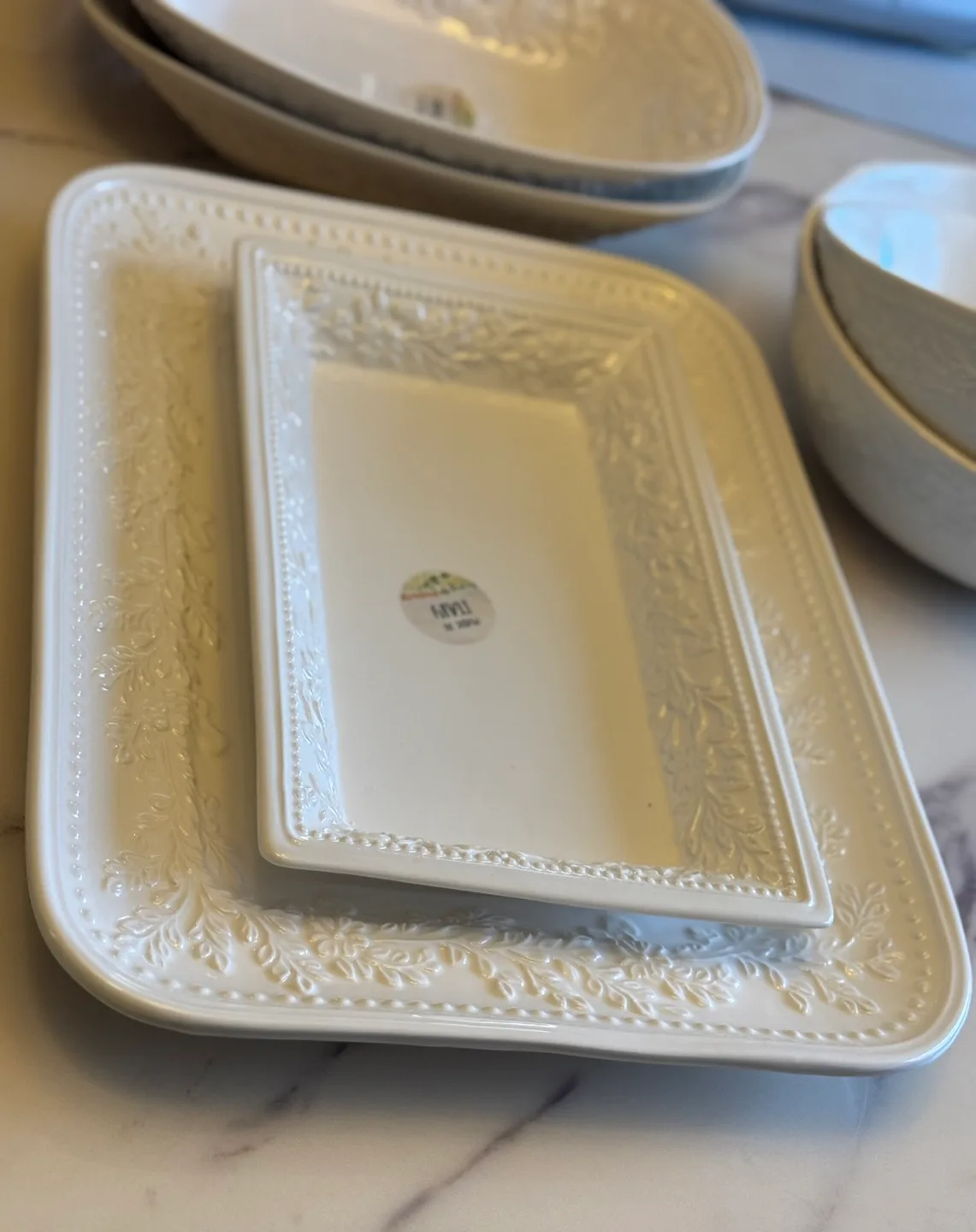 NEW Elegant 6pc Cream Serving  Set - Made in Italy image indicator(7)