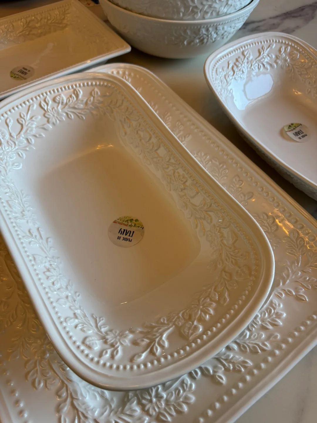 NEW Elegant 6pc Cream Serving  Set - Made in Italy image indicator(2)