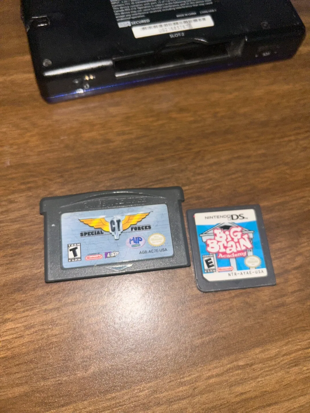 Nintendo DS Lite with Games & Stylus image indicator(4)