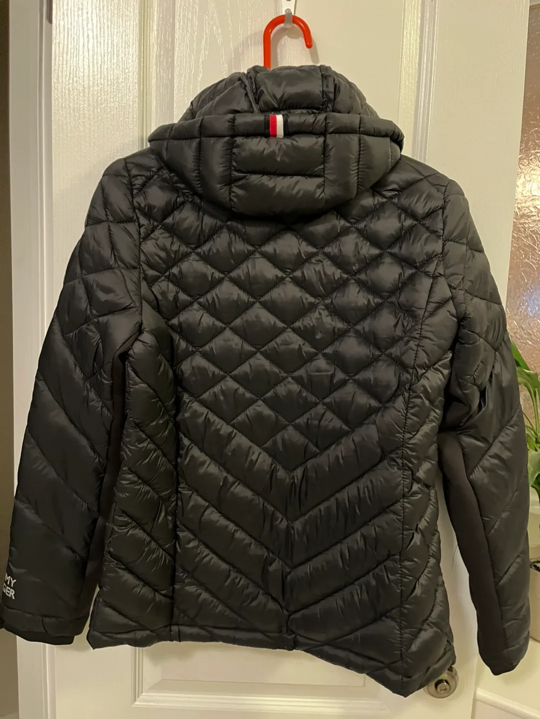 Tommy Hilfiger Black Quilted Puffer Jacket image indicator(3)