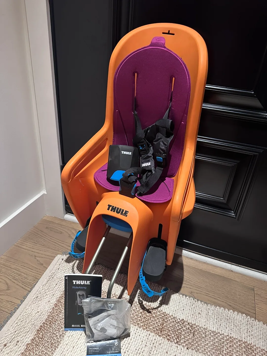 Thule ridealong rear child bike seat image indicator(3)