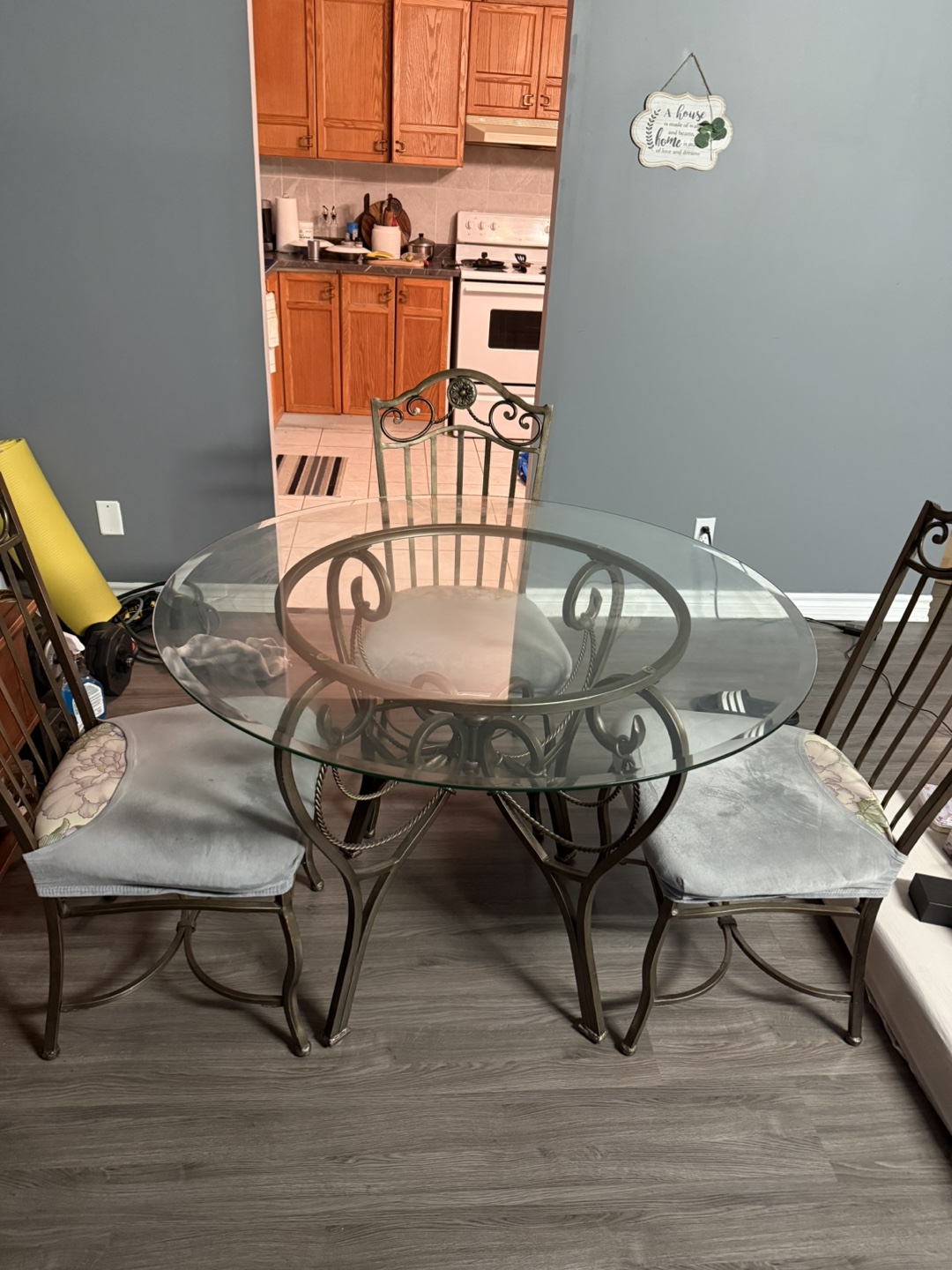 Move out sale
