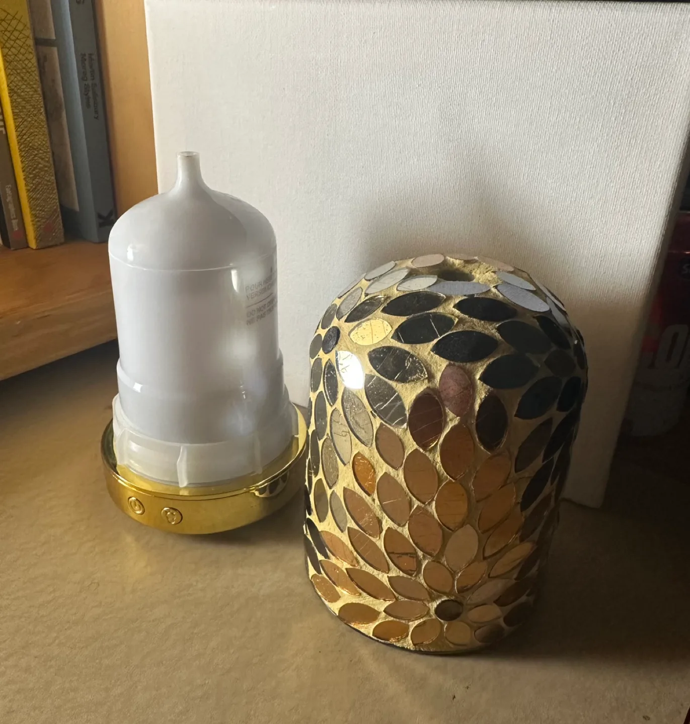 Aroma Diffuser with Mosaic Glass Cover image indicator(3)