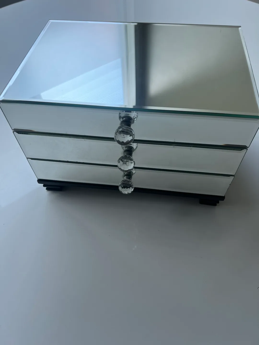 Mirrored Jewelry Box with Drawers image indicator(6)