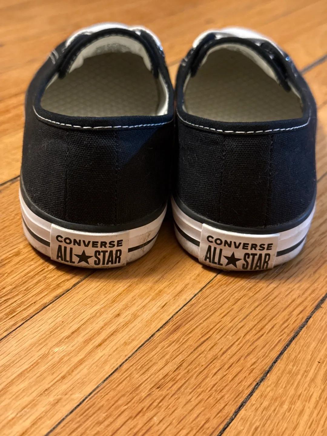 Converse All Star Womens Slip On Sneakers - Size 7.5 image indicator(2)