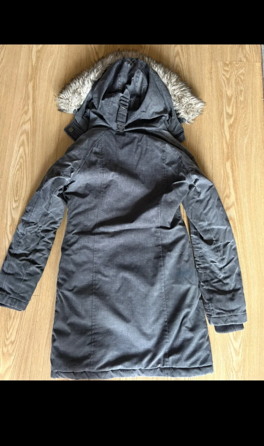 TNA Winter Parka image indicator(2)