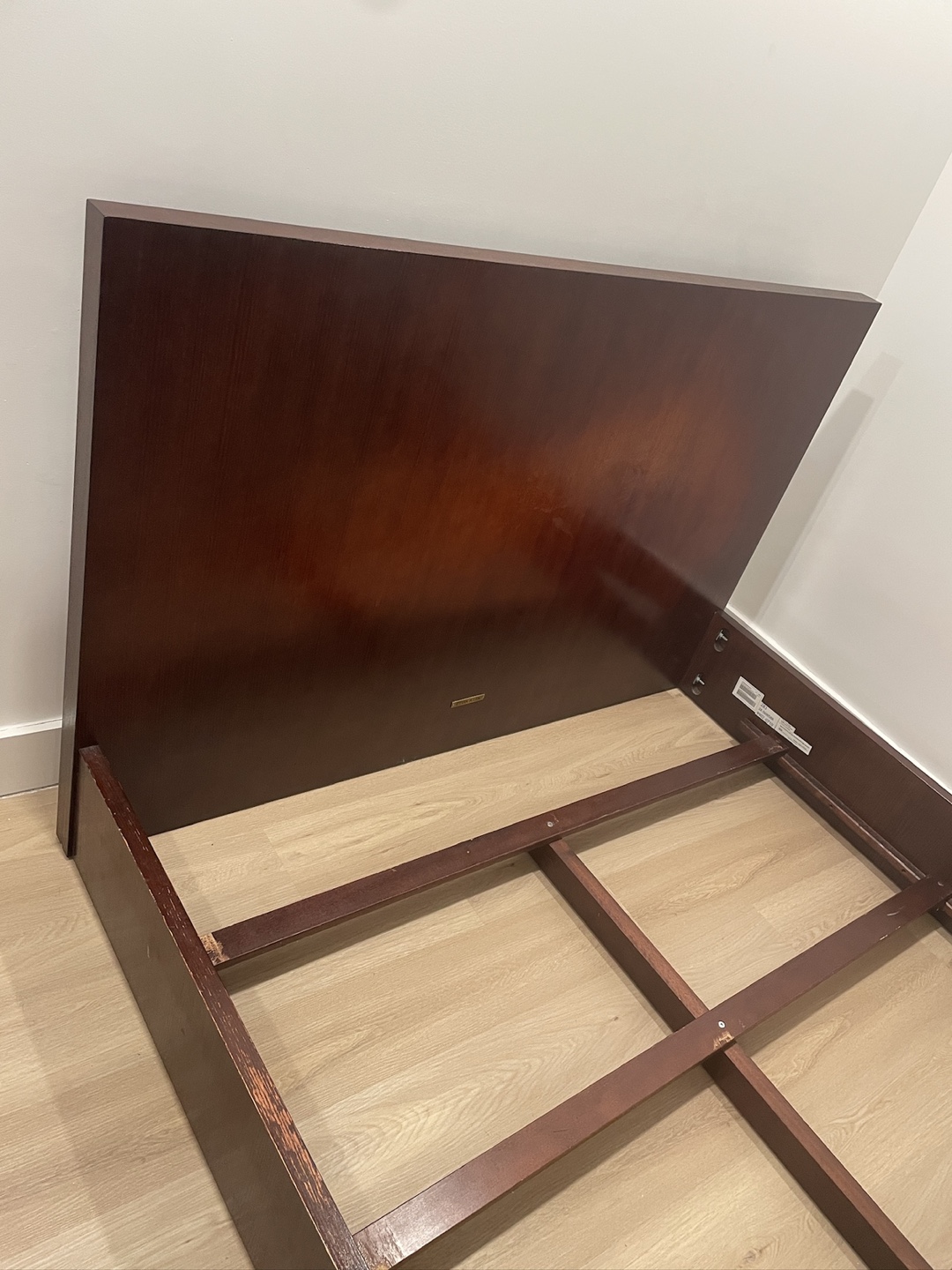 Ethan Allen Morgan Queen Bed Frame (Need gone ASAP!) 🥕 - photo 3