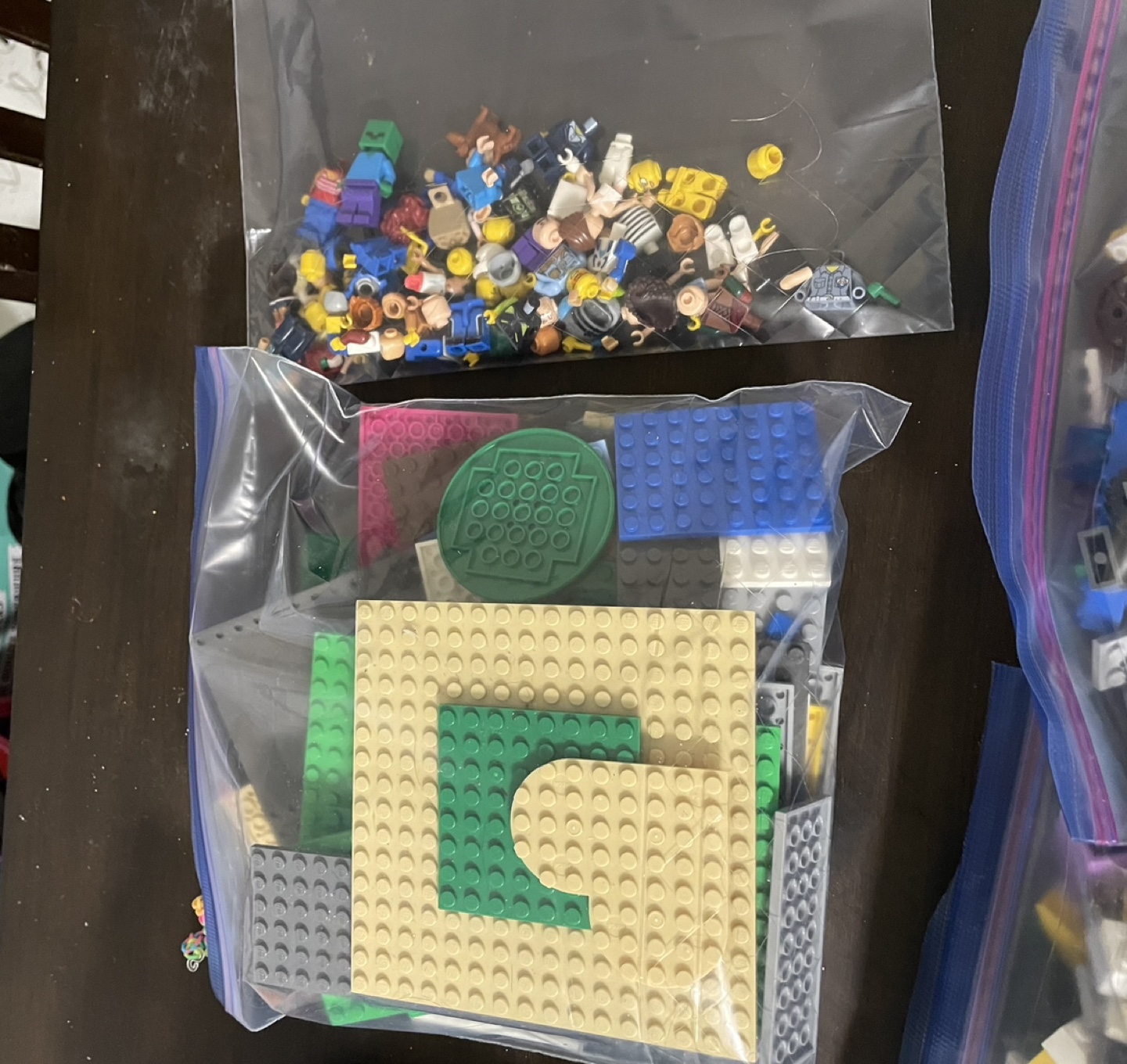 20lbs of Lego - photo 3
