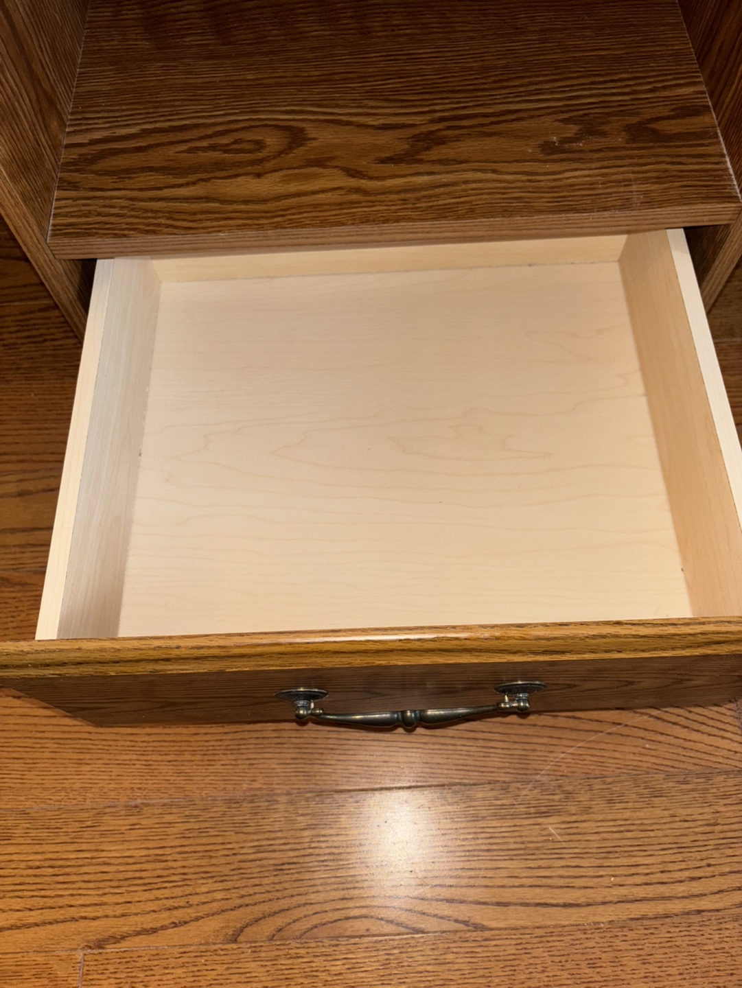 Oak Wood Nightstands (2 of them) - photo 3