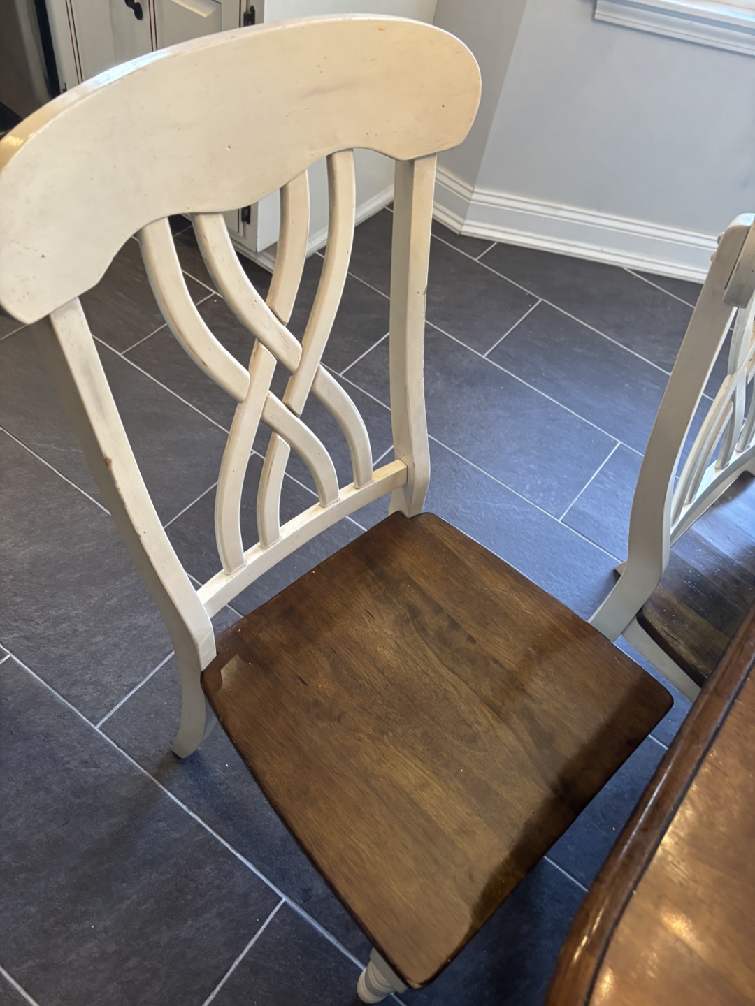 6-Piece Dining Set: Table and Chairs - photo 4