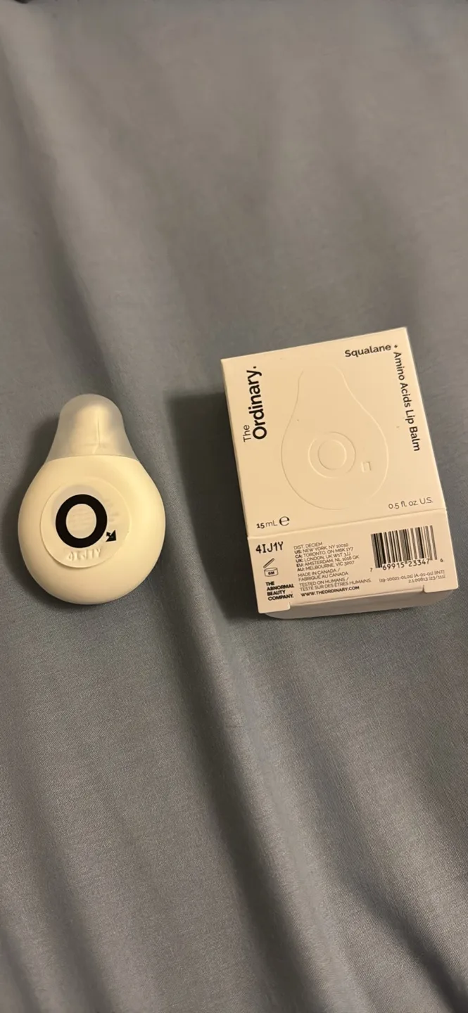 The Ordinary Squalane + Amino Acids Hydrating Lip Balm image indicator(4)