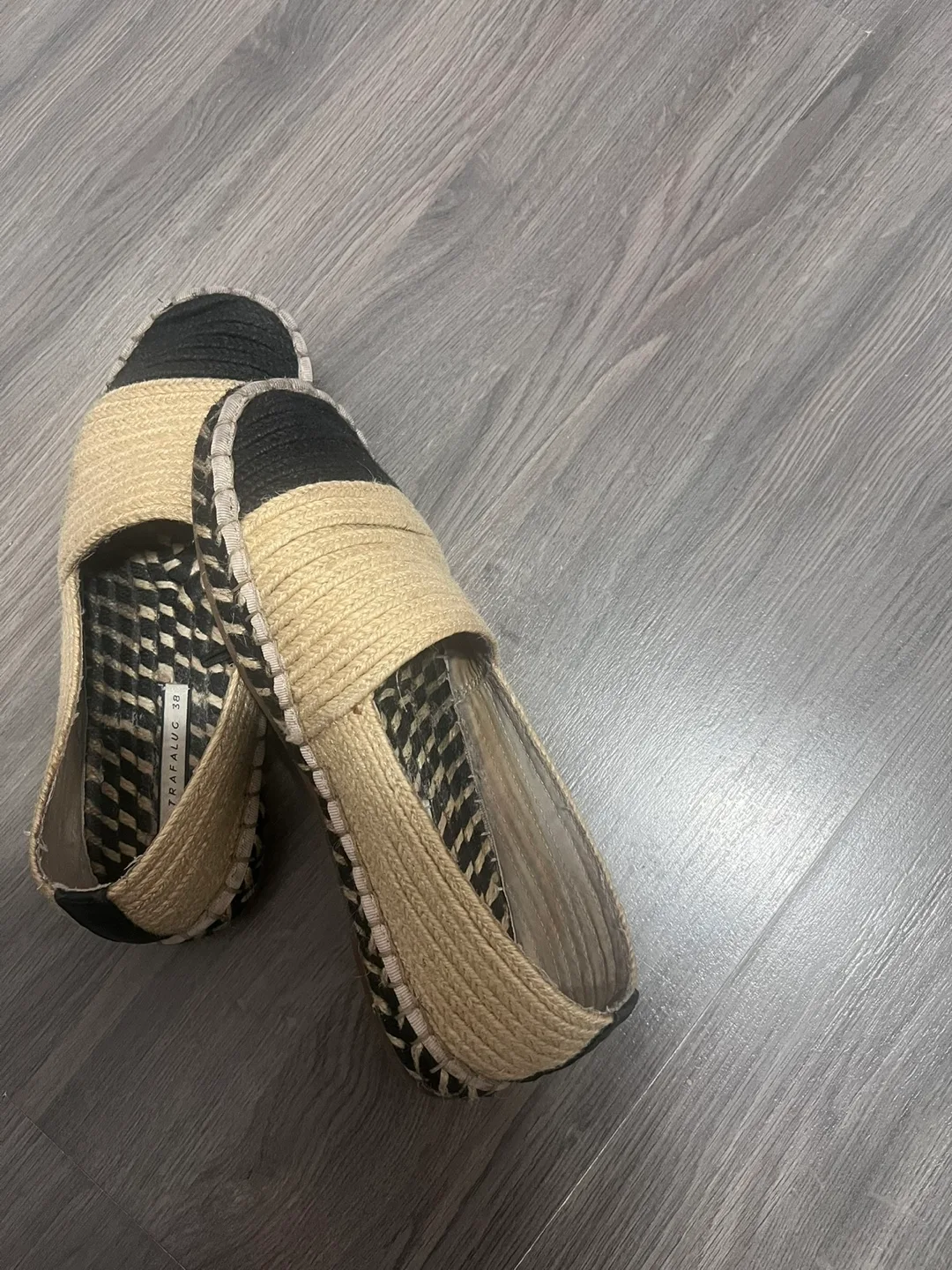 Zara Espadrille Flats - Size 38 image indicator(3)