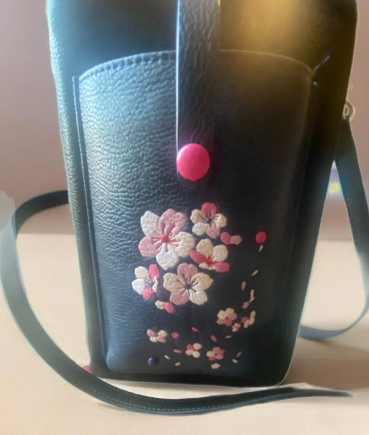 ESPE Black Floral Crossbody Wallet image indicator(2)