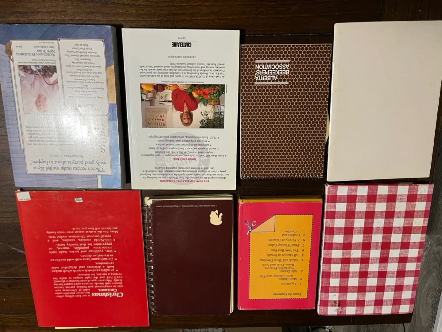 Collection of Vintage Cookbooks image indicator(4)