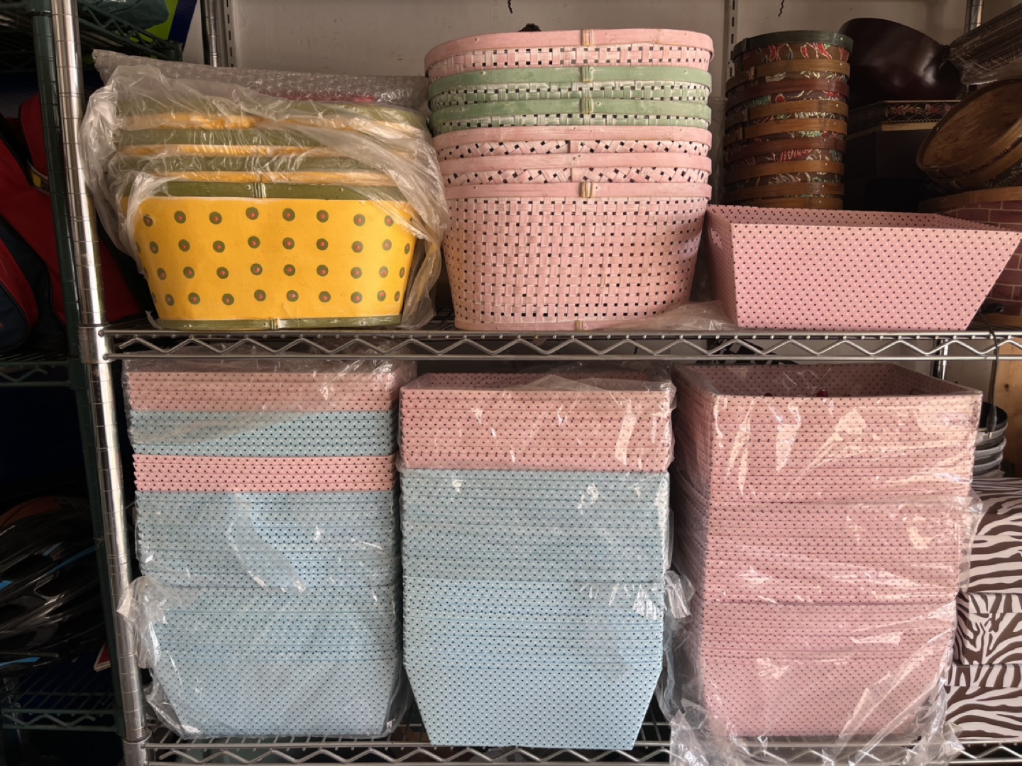 Bulk Lot of Pastel Plastic Wicker Storage Baskets