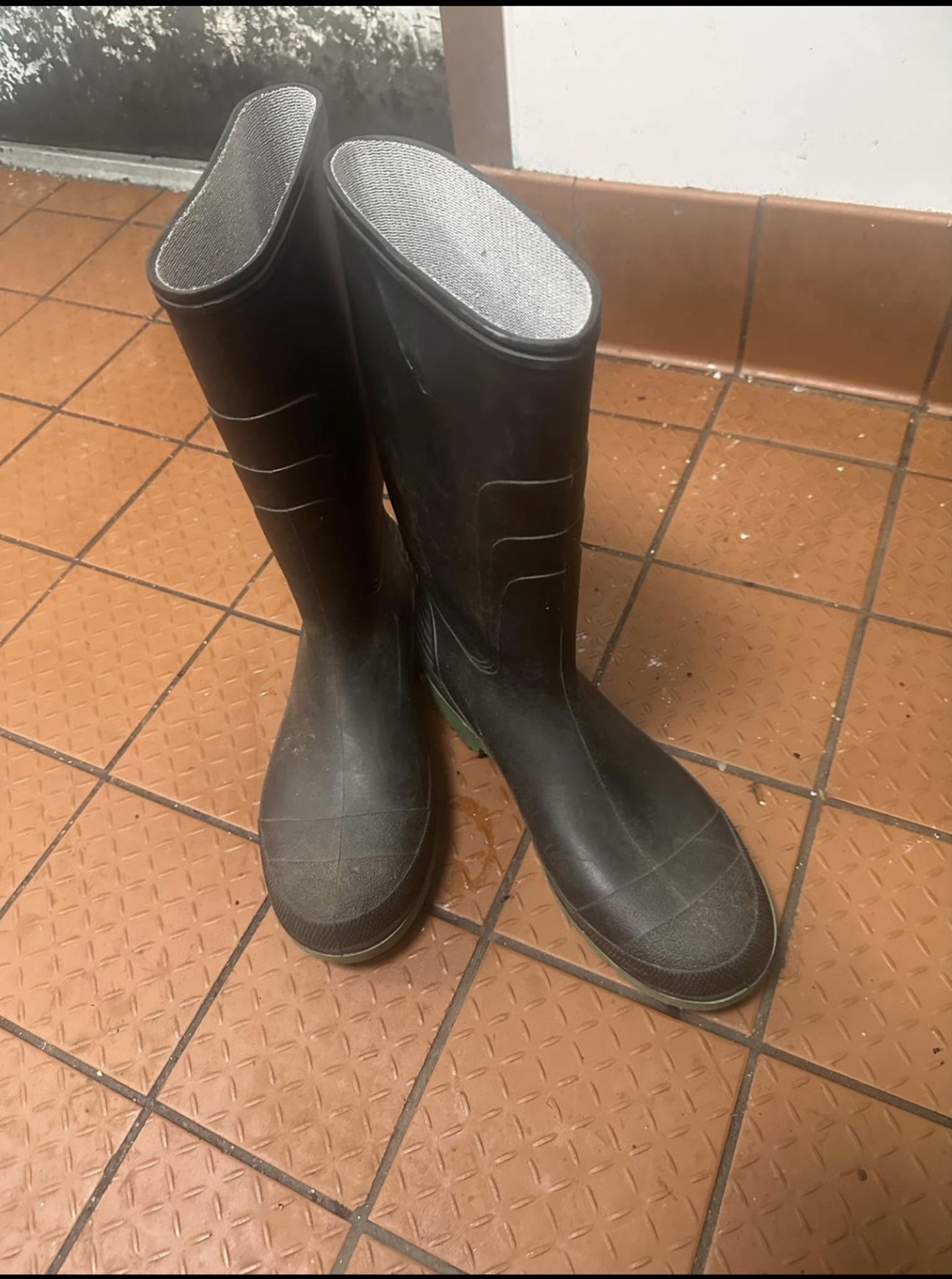 Men's Black Rubber Boots