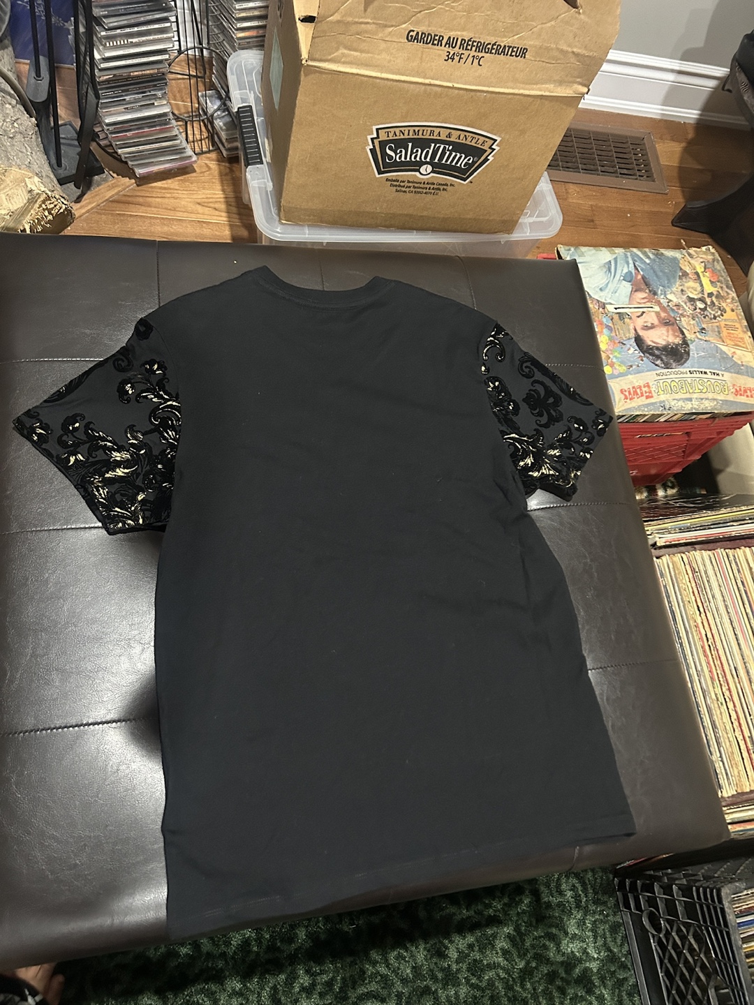 Men's GUESS Black Velvet Detail T-Shirt - photo 2