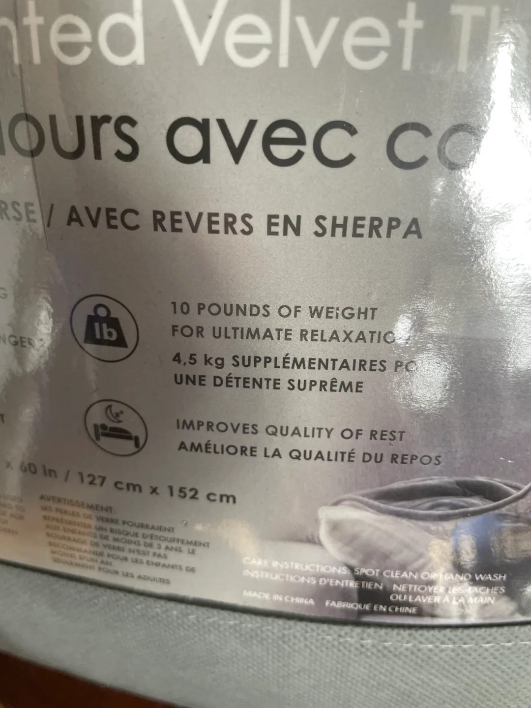 Weighted Hooded Velvet Throw Blanket image indicator(5)