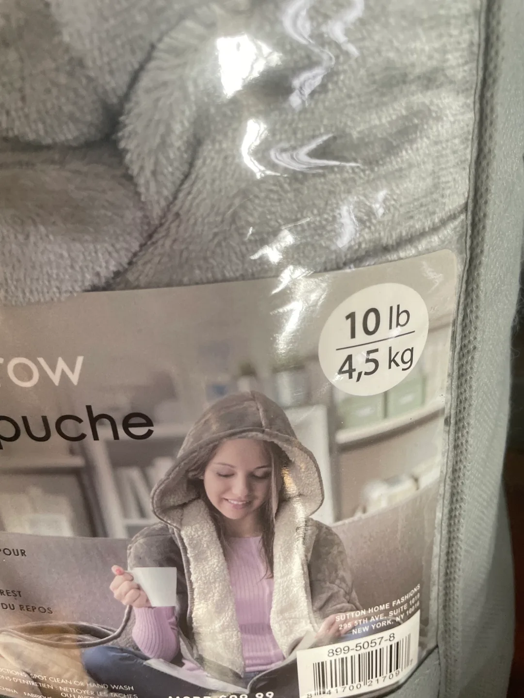 Weighted Hooded Velvet Throw Blanket image indicator(2)