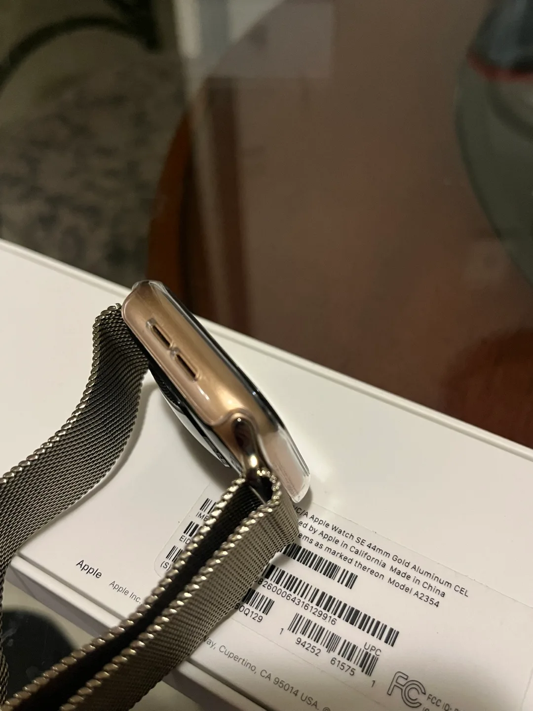 Apple Watch SE 2 44mm GPS+LTE with Milanese Loop image indicator(6)