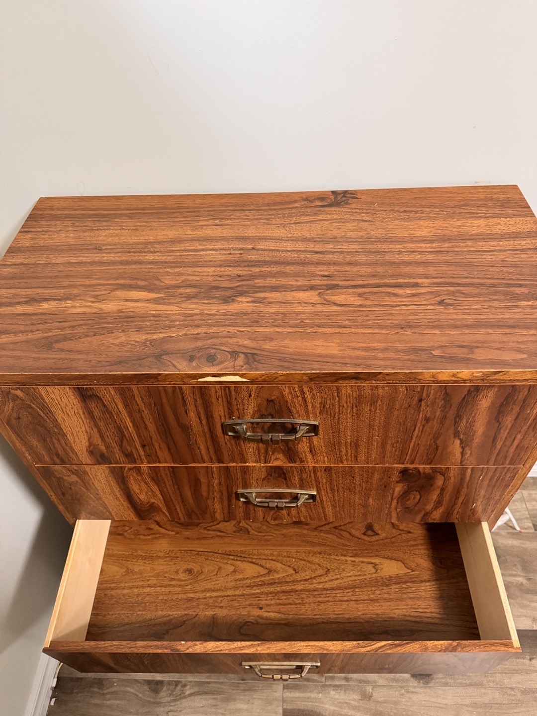 Vintage Four-Drawer Chest/ Dresser - photo 4