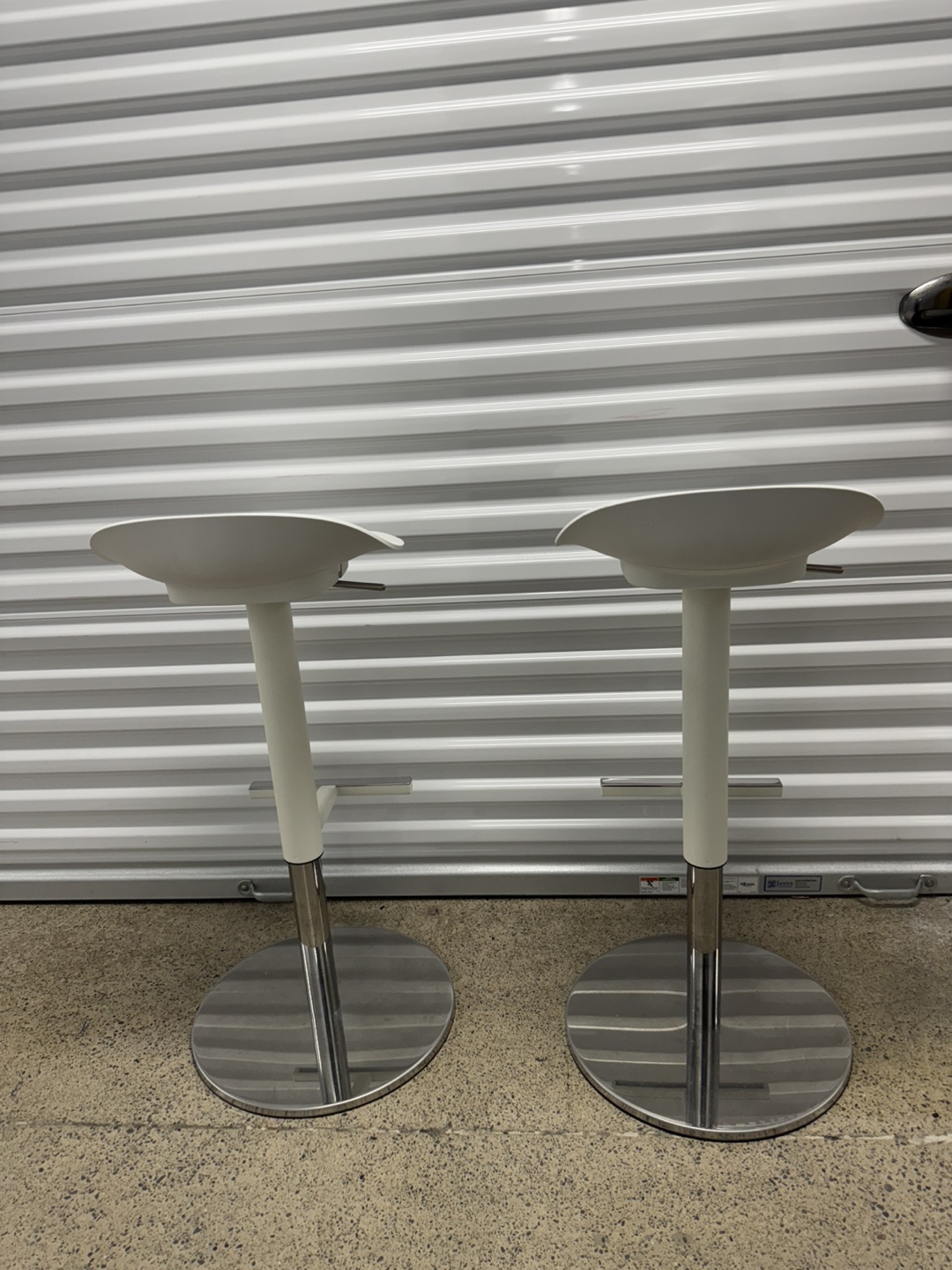 Pair of White Modern Bar Stools - photo 2