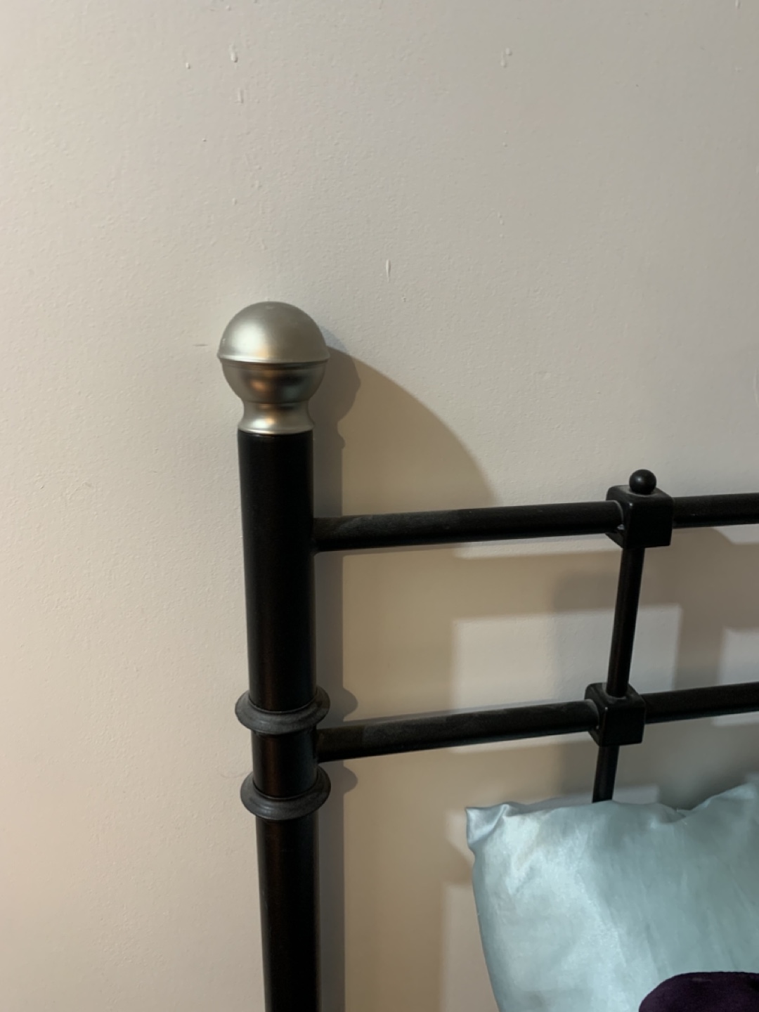 Queen Metal Bed Frame - photo 2