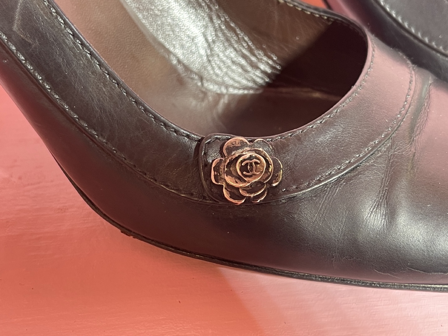 Authentic Vintage Chanel Black Leather Heels Size 9 - photo 2