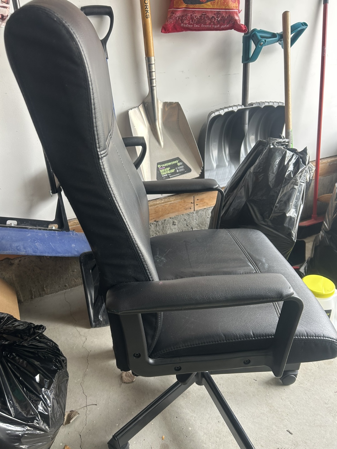 IKEA millberget swivel chair black - photo 3