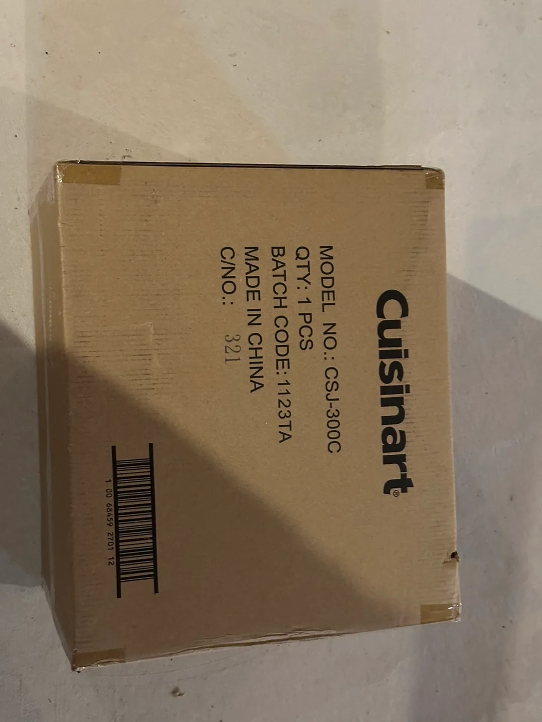 Cuisinart CSJ-300C Easy Clean Slow Juicer - New in Box image indicator(2)