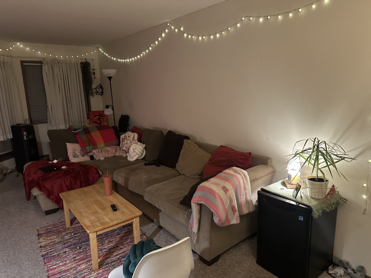 Couch/L shaped sofa