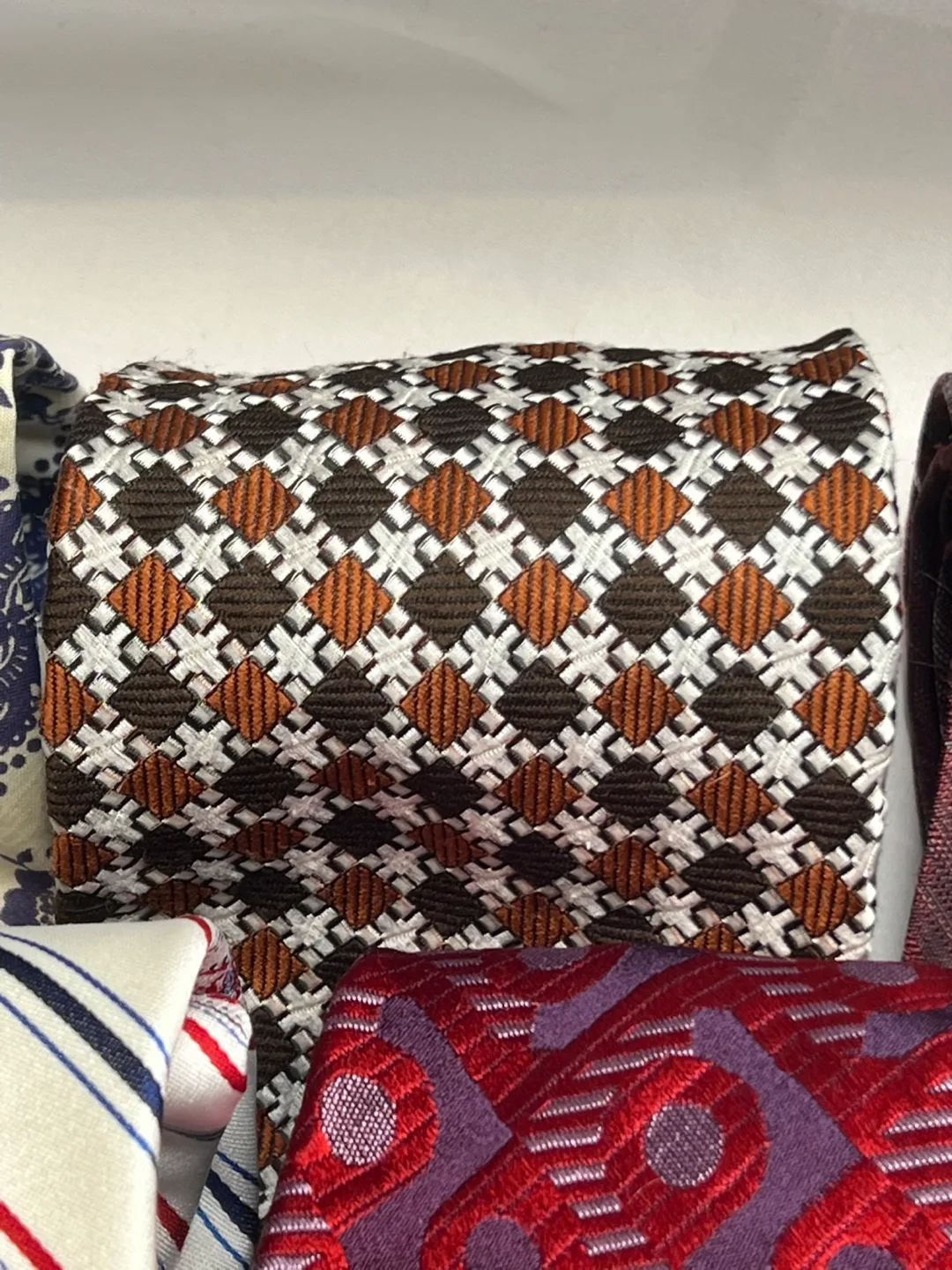 Ten Vintage Men's Neckties - Assorted Colours and Patterns image indicator(4)