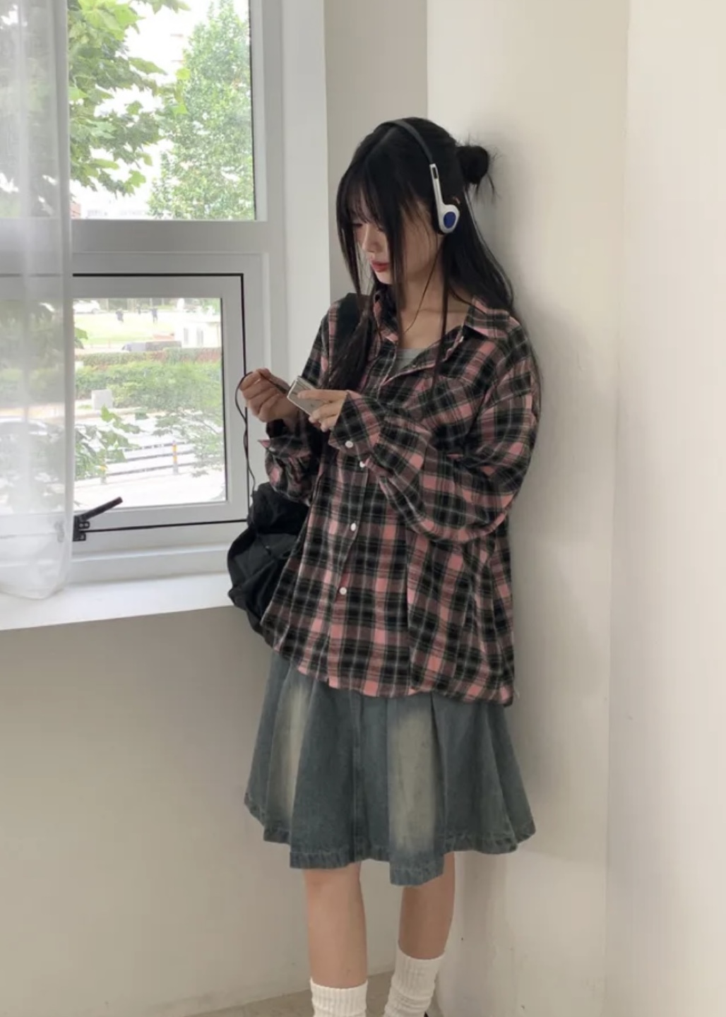 Light Wash Denim Pleated Skirt - photo 3