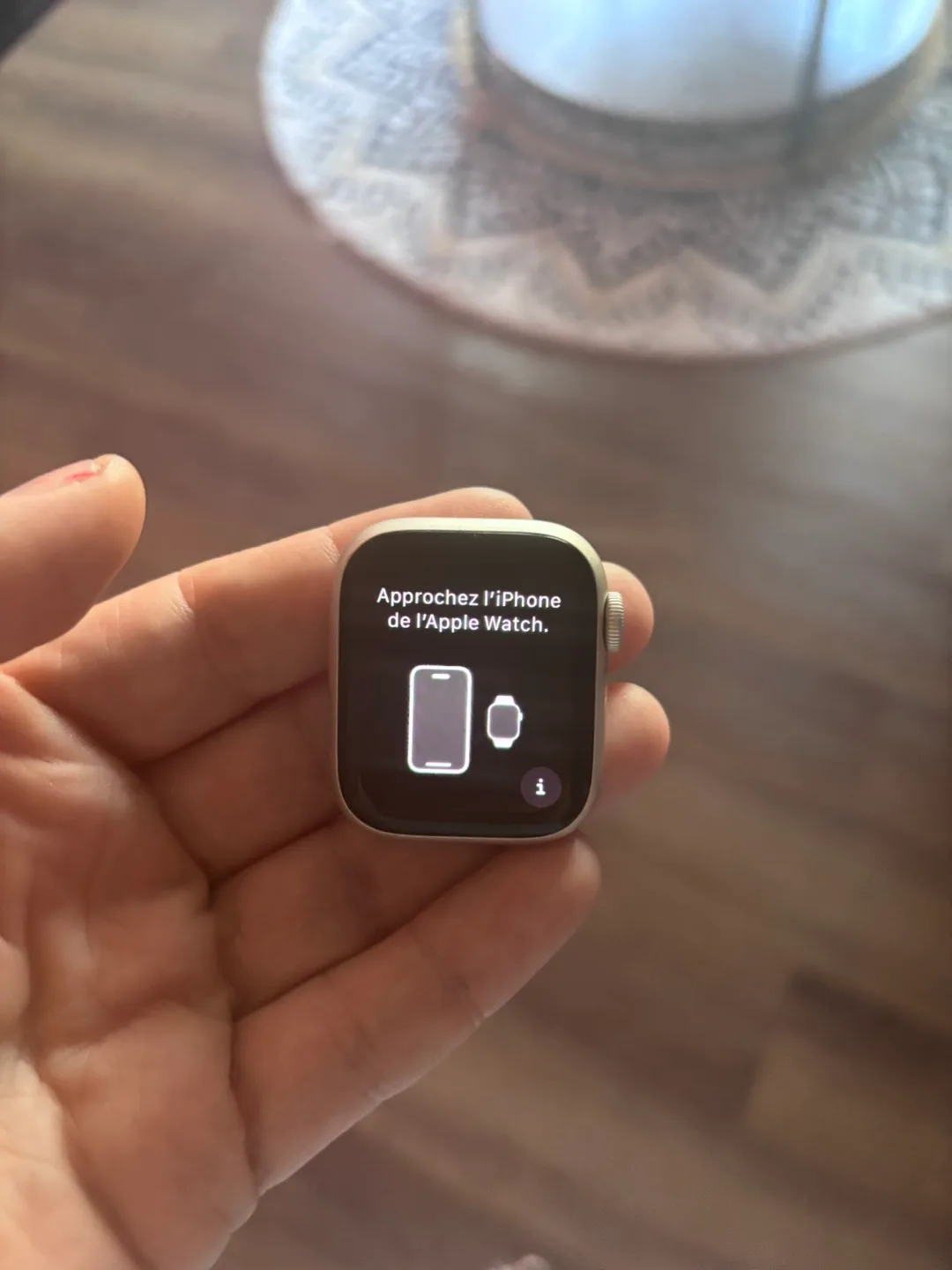 Apple Watch Series 7 LTE image indicator(4)