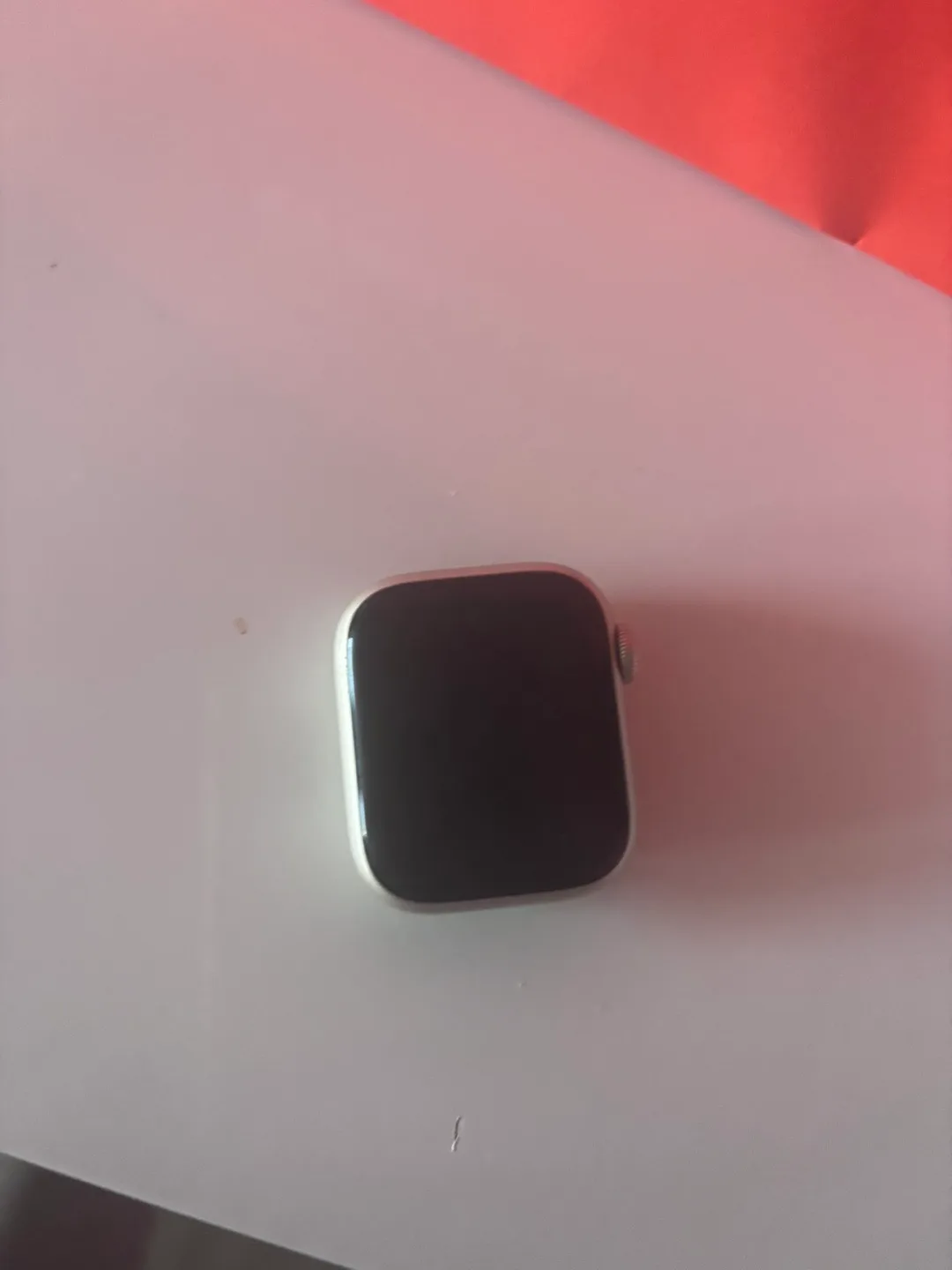 Apple Watch Series 7 LTE image indicator(2)