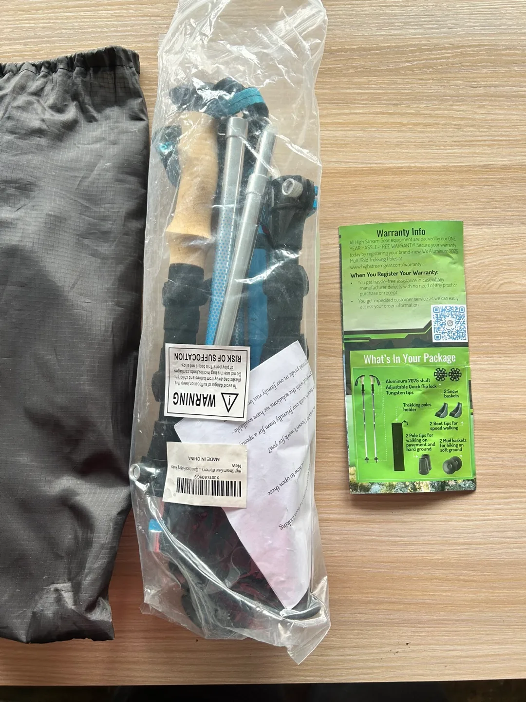 High Stream Gear Women's Foldable Walking Poles image indicator(3)