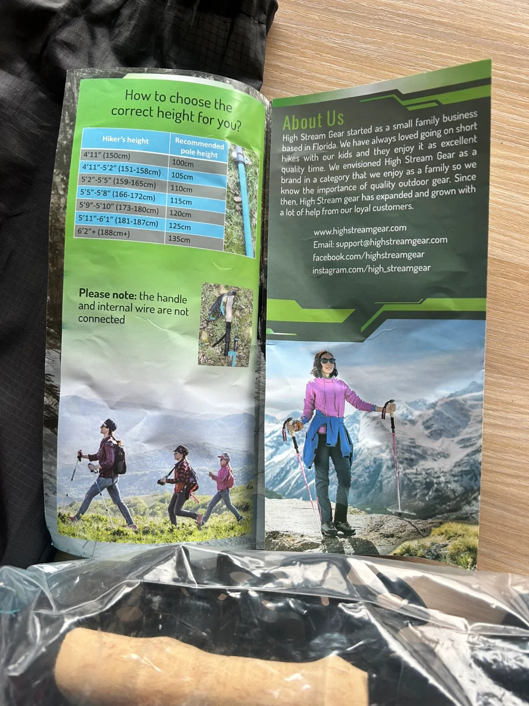 High Stream Gear Women's Foldable Walking Poles image indicator(4)