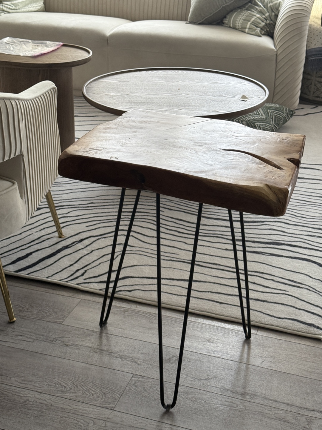 Live Edge Side Table with hairpin legs - photo 2